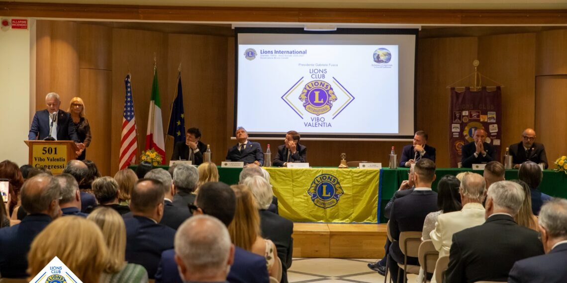 Passaggio della Campana 2026: il Lions Club Vibo Valentia rinnova il proprio impegno nel segno del “We Serve”