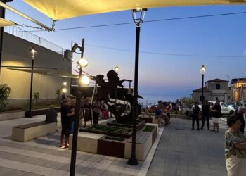 Pizzo: inaugurata la nuova Piazzetta Mercato dopo i lavori di riqualificazione