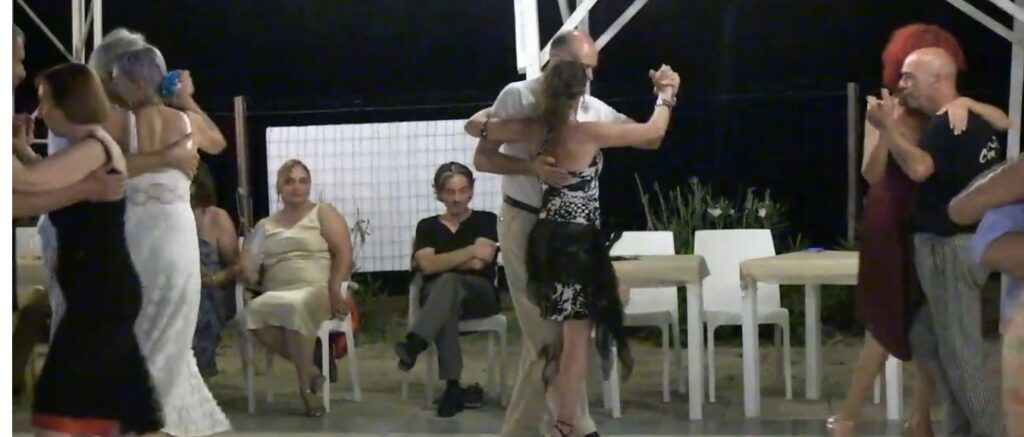 Quando la Milonga incontra la letteratura: a Pizzo il fascino di “Metropolitan Gigolò” di Sergio Barletta (VIDEO) 9 milonga 2