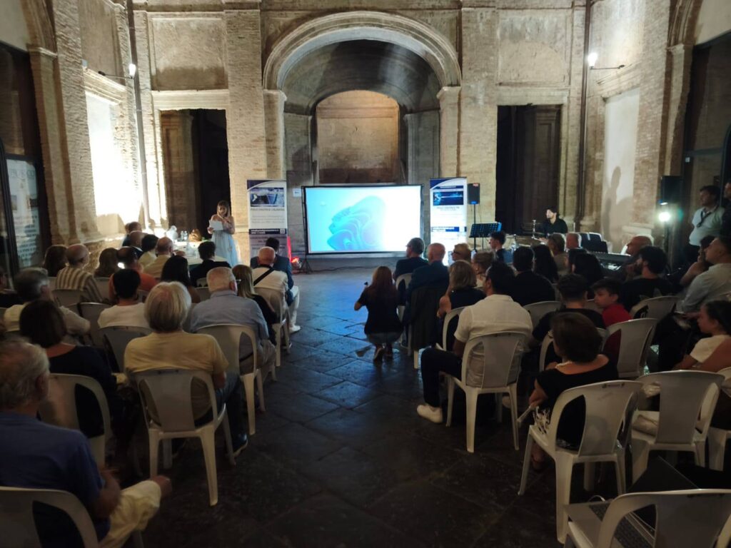 Conclusa la seconda edizione del Premio “Vibo Smart”: vince la startup Sebyone con il progetto Pertineo 4 premio vibo smart premiazione 3