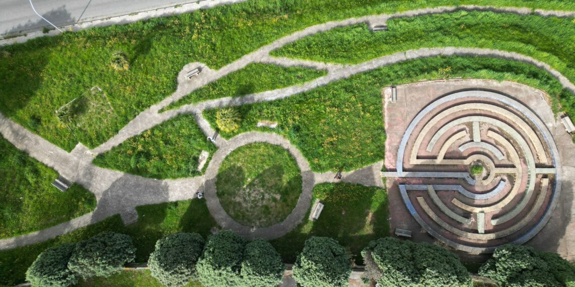 Riqualificazione artistica dell’area verde di Viale delle Accademie Vibonesi: al via l’intervento firmato da Antonyo Marest