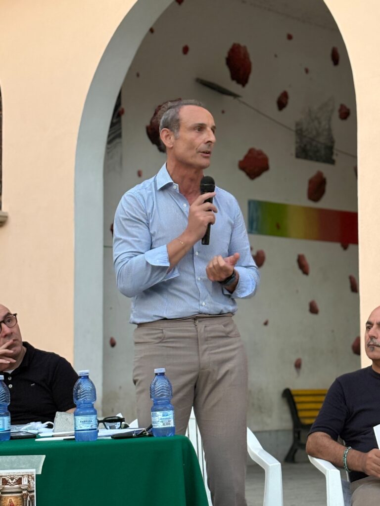 “Lux in latinis – il sacro svelato”: trionfo di pubblico e cultura per l’evento che ha unito arte, fede e restauro 2 1000206747