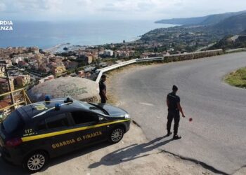 La Guardia di finanza di Vibo Valentia in campo per un’estate più sicura 7 La Guardia di finanza di Vibo Valentia in campo per un’estate più sicura