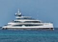 Il superyacht Sparta dell'oligarca russo Leonid Fedun alla fonda davanti a Tropea 2 Il superyacht Sparta dell’oligarca russo Leonid Fedun alla fonda davanti a Tropea