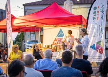 Nel suo primo evento pubblico il Distretto del Cibo di Vibo Valentia celebra la ‘Nduja di Spilinga: simbolo della Calabria del mondo 8 Nel suo primo evento pubblico il Distretto del Cibo di Vibo Valentia celebra la ‘Nduja di Spilinga: simbolo della Calabria del mondo