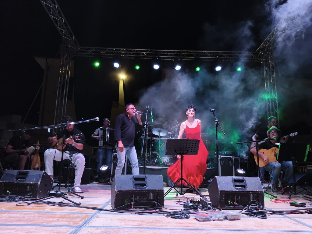 Un successo il XIX Tamburello Festival di Zambrone. Una serata nel segno di Angela, tra musica, memoria e comunità 4 Ndarranciamu