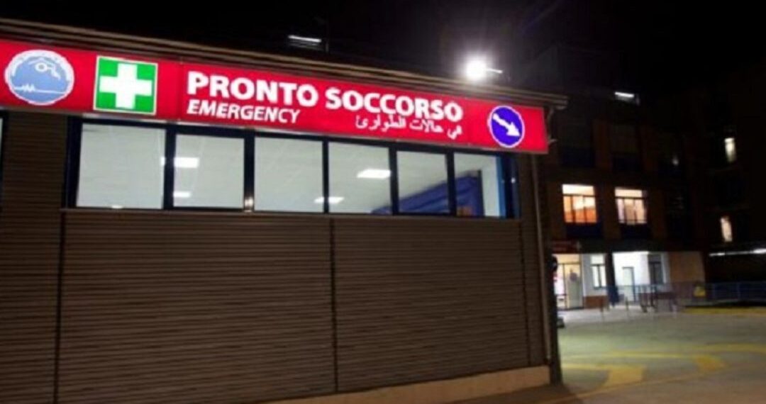 Giovane crea il panico al Pronto Soccorso di Cosenza 1 Giovane crea il panico al Pronto Soccorso di Cosenza