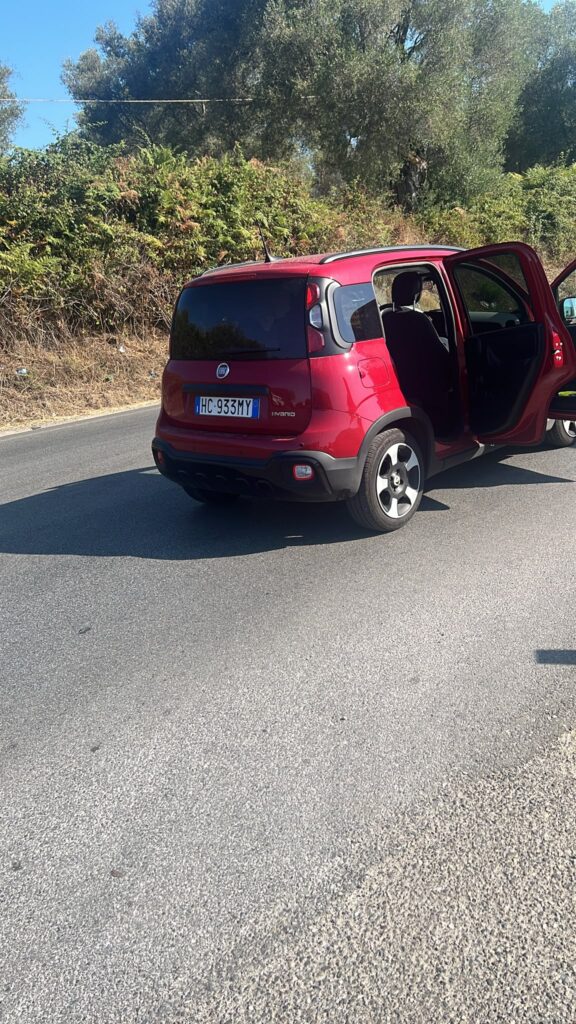 Ancora sangue sfiorato sulla Statale 18: l'ennesimo incidente riapre il caso dell'incrocio di Regina Pacis 2 WhatsApp Image 2026 08 05 at 10.34.58