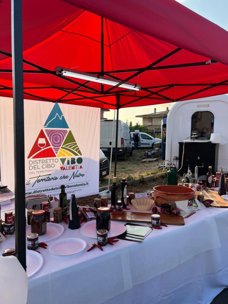 Dal cuore della ‘nduja prende forma il Distretto del Cibo: Spilinga apre il nuovo percorso di sviluppo del Vibonese 3 WhatsApp Image 2026 08 09 at 18.41.34 2