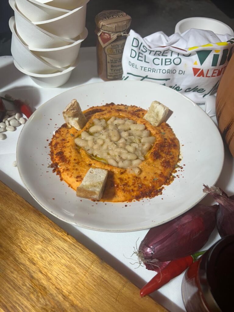 Dal cuore della ‘nduja prende forma il Distretto del Cibo: Spilinga apre il nuovo percorso di sviluppo del Vibonese 6 WhatsApp Image 2026 08 09 at 18.41.34 4