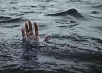 Il mondo sta affogando nel male: basta un istante per perdere ciò che conta davvero 7 Il mondo sta affogando nel male: basta un istante per perdere ciò che conta davvero