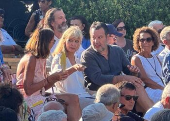 L'arte non ha tessere di partito e la democrazia non può avere una commissione d'esame all'ingresso. De André non ha il buttafuori. E nemmeno la libertà 5 L’arte non ha tessere di partito e la democrazia non può avere una commissione d’esame all’ingresso. De André non ha il buttafuori. E nemmeno la libertà