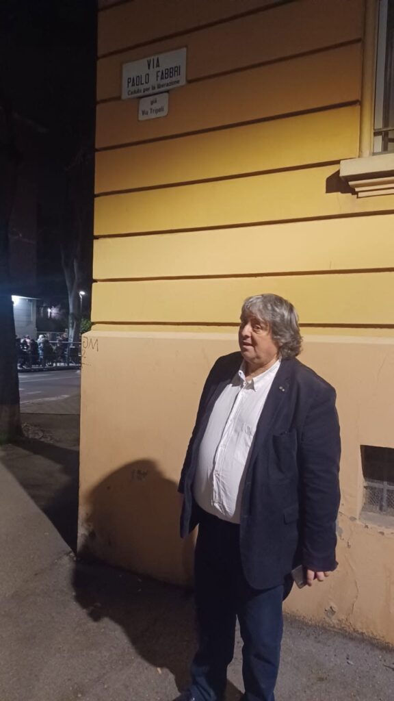L'eskimo sotto la giacca. La morte di Guccini e... quel ragazzo che continua a vivere sotto i nostri abiti da adulto 3 bologna via paolo fabbri 1