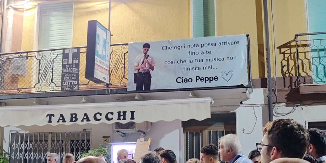 A Monterosso Calabro il raduno bandistico Memorial Musicale Giuseppe La Grotteria (VIDEO) 1 A Monterosso Calabro il raduno bandistico Memorial Musicale Giuseppe La Grotteria (VIDEO)