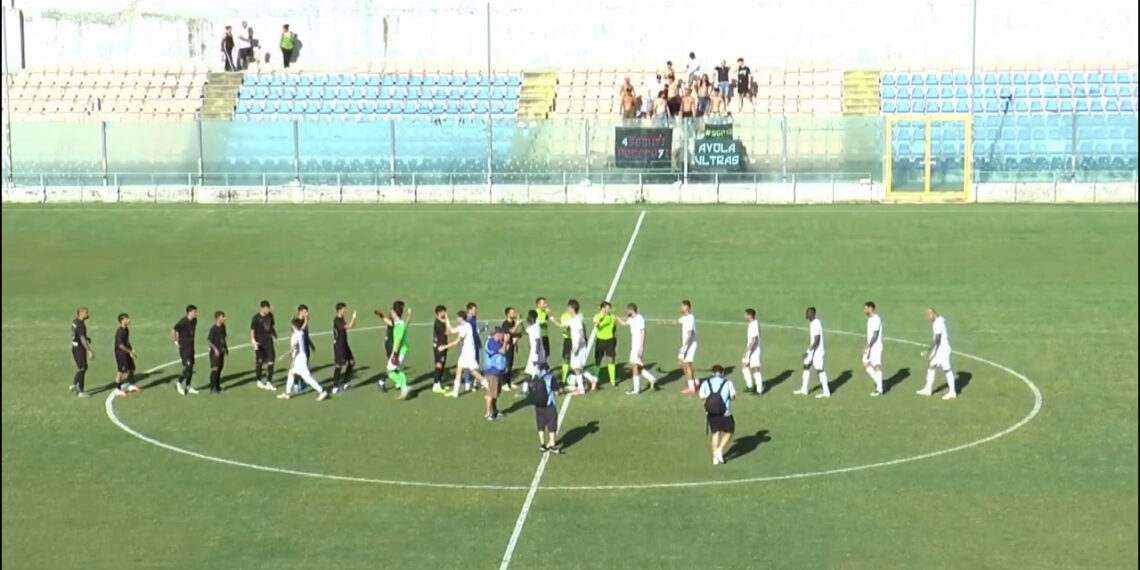 Calcio, Vibonese: la Coppa sfuma ai rigori. Ma il nuovo corso rossoblù parte con segnali incoraggianti (VIDEO) 1 Calcio, Vibonese: la Coppa sfuma ai rigori. Ma il nuovo corso rossoblù parte con segnali incoraggianti (VIDEO)