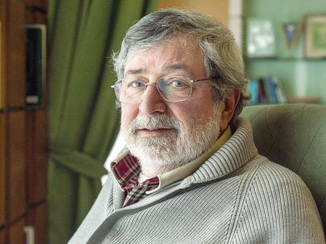 L'eskimo sotto la giacca. La morte di Guccini e... quel ragazzo che continua a vivere sotto i nostri abiti da adulto 1 L’eskimo sotto la giacca. La morte di Guccini e… quel ragazzo che continua a vivere sotto i nostri abiti da adulto