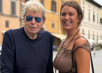 Quando una donna diventa oggetto da guardare, valutare, catalogare e commentare nel tribunale senza coscienza dei social