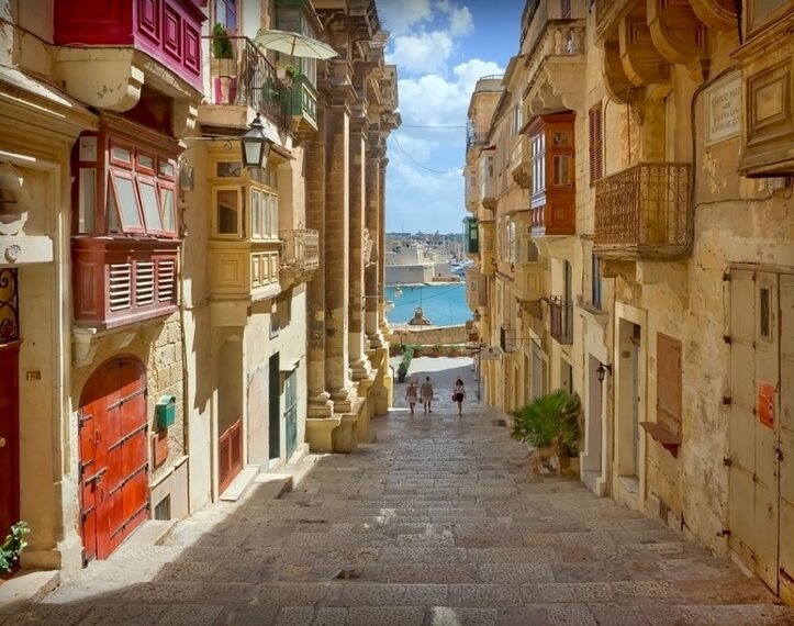 La Valletta, il fascino dorato del gioiello del Mediterraneo 1 La Valletta, il fascino dorato del gioiello del Mediterraneo