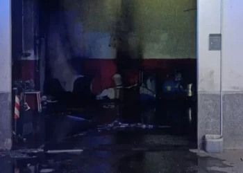 A Rossano-Corigliano un incendio ha danneggiato un autolavaggio