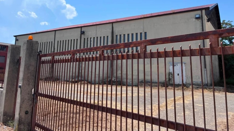 Finanziata la ristrutturazione della palestra scolastica di Serra San Bruno 1 Finanziata la ristrutturazione della palestra scolastica di Serra San Bruno