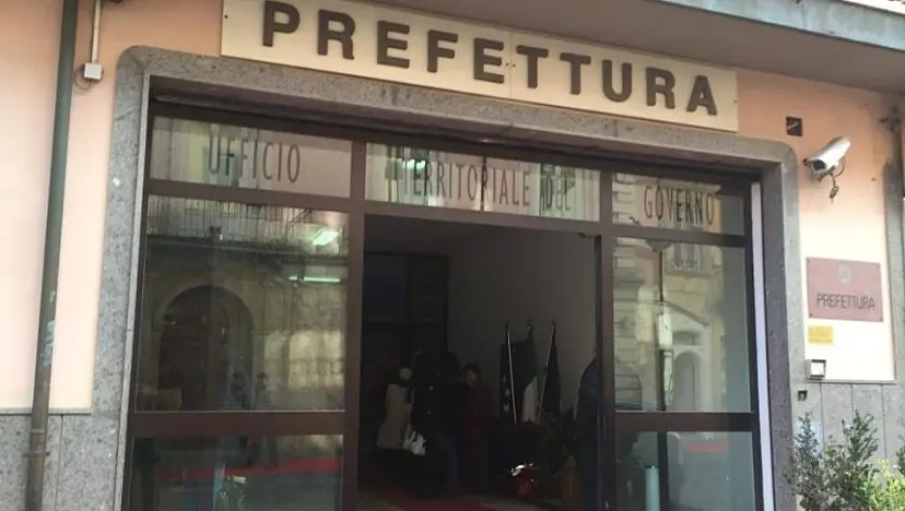 Un nuovo Vicario alla Prefettura di Vibo Valentia: Giuseppe Di Martino 1 Un nuovo Vicario alla Prefettura di Vibo Valentia: Giuseppe Di Martino