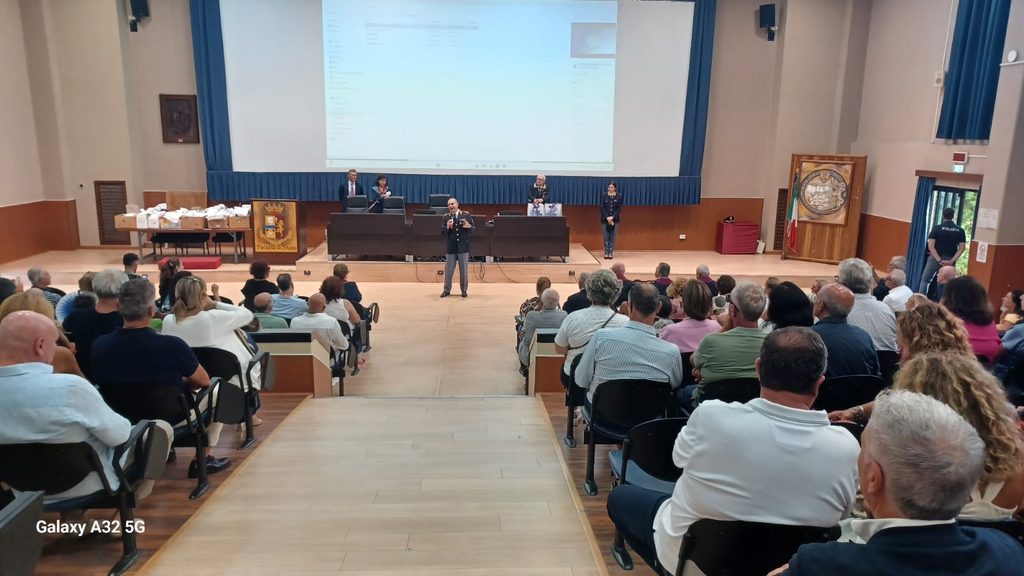 Quarant’anni dopo, la storia è tornata a Vibo Valentia per celebrare il corso che cambiò la Polizia di Stato (VIDEO) 9 WhatsApp Image 2026 09 06 at 10.36.39 2