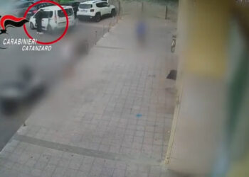 Rapina Soverato: il furgone della rapina identificato da un brigadiere che lo aveva fermato giorni addietro (VIDEO)