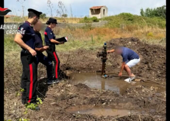 Controlli dei Carabinieri nel crotonese sugli allacci abusivi alla rete idrica (VIDEO)