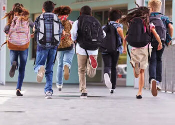 È ormai imminente il ritorno a scuola per molti giovani, suggerimenti per superare il disagio del rientro in classe 4 È ormai imminente il ritorno a scuola per molti giovani, suggerimenti per superare il disagio del rientro in classe